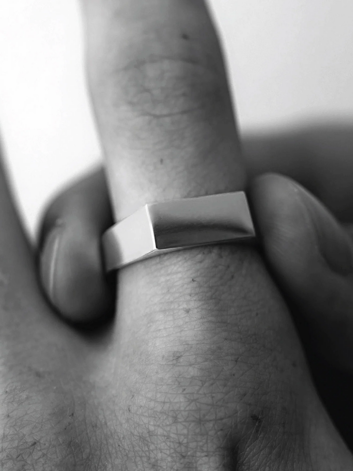 Inel Tip Sigiliu — ALZARA Signet Ring